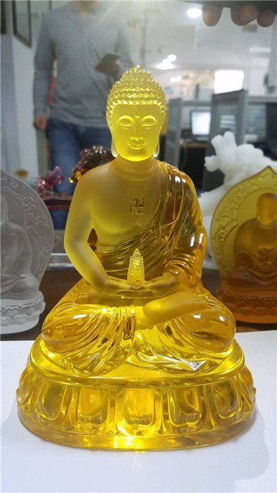 數(shù)字時(shí)代的藝術(shù)傳承 上海琉璃廠如何借互聯(lián)網(wǎng)煥新工藝品市場(chǎng)
